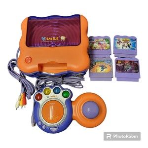 Vtech V Smile TV Learning System Console Bundle 4 Games 1 Controller